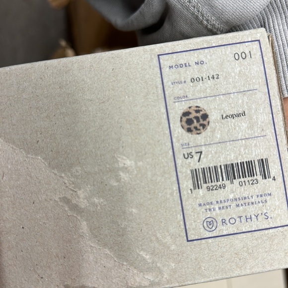 NWT Rothy’s Round Tow Leopard Flats - Picture 6 of 6